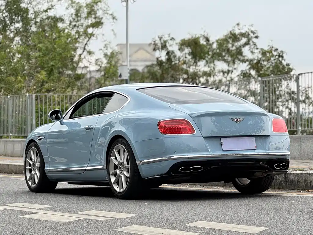 Bentley Continental 2019 — фото 3