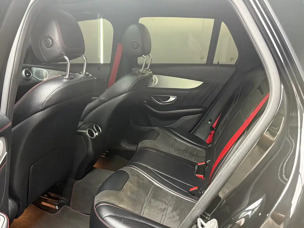 Mercedes-Benz GLC AMG 2018 — фото 6
