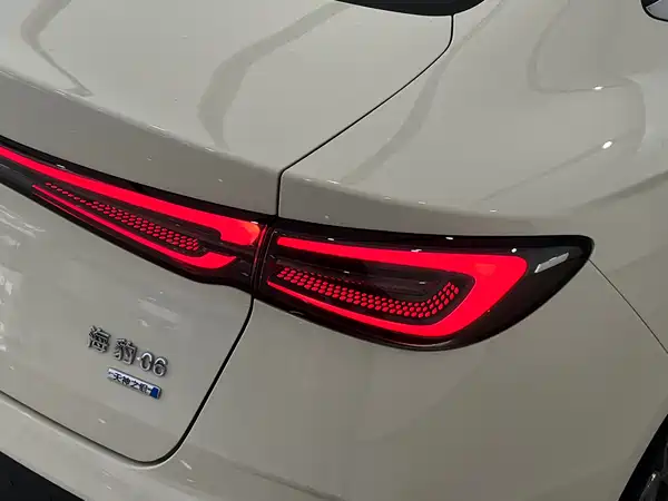 BYD Seal 06 2025