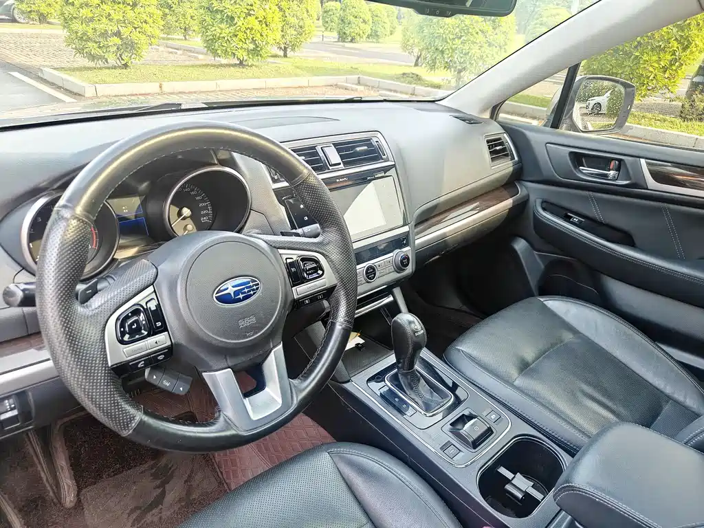Subaru Outback 2016 — фото 13