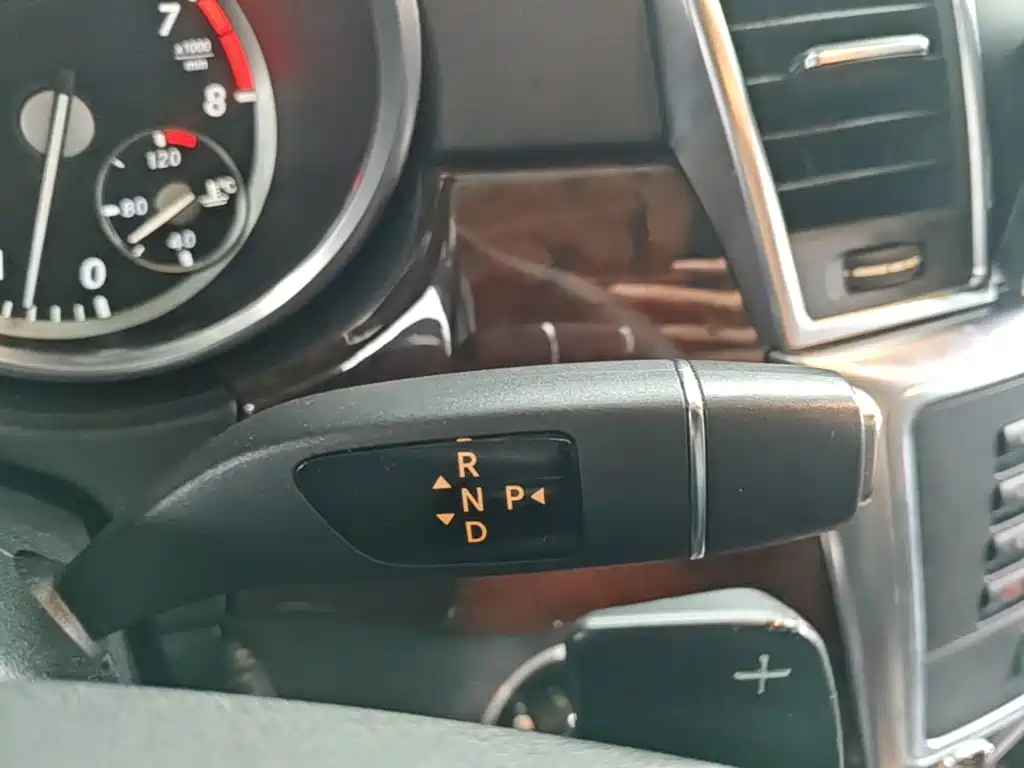 Mercedes-Benz M-Class 2015 — фото 14