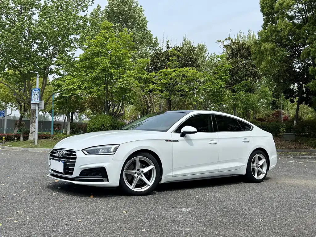 Audi A5 2019 — фото 1