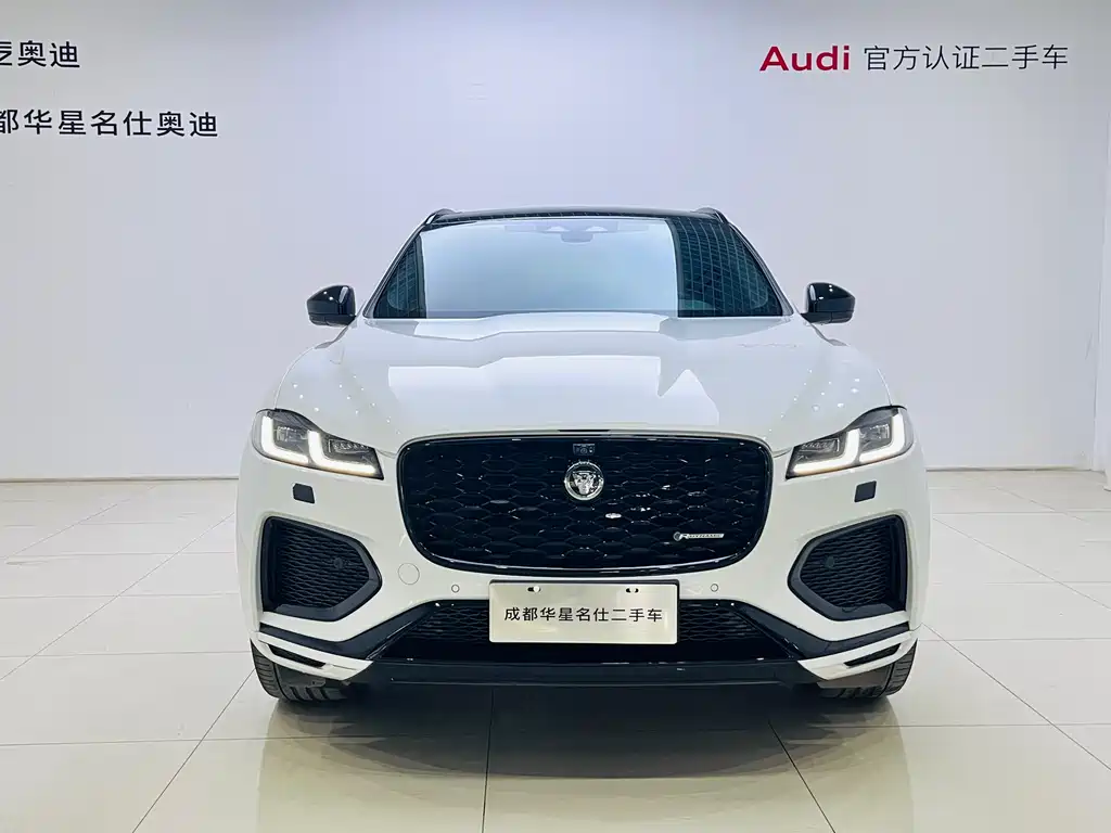Jaguar F-PACE 2023 — фото 2