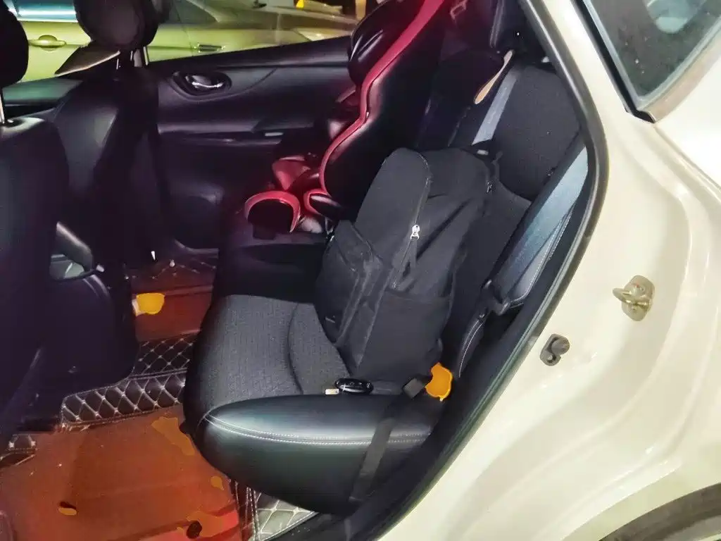 Nissan Tiida 2019 — фото 18