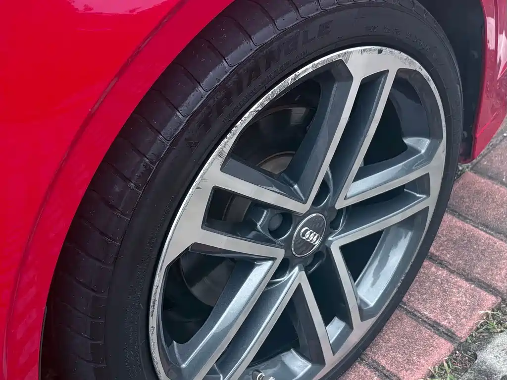 Audi A3 2019 — фото 10