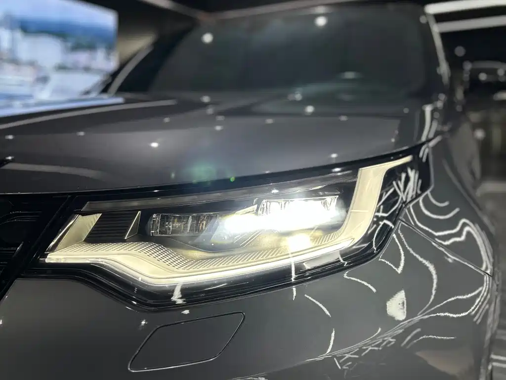 Land Rover Discovery 2021 — фото 39