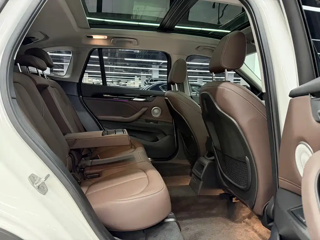 BMW X1 2022 — фото 14