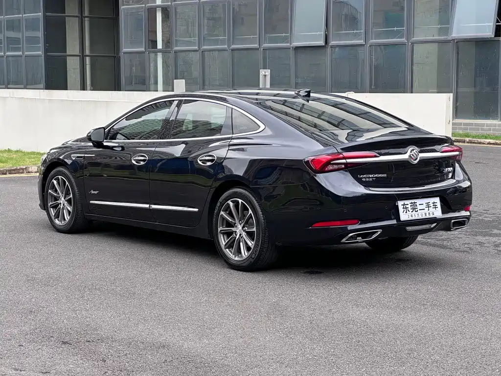 Buick LaCrosse 2020 — фото 10