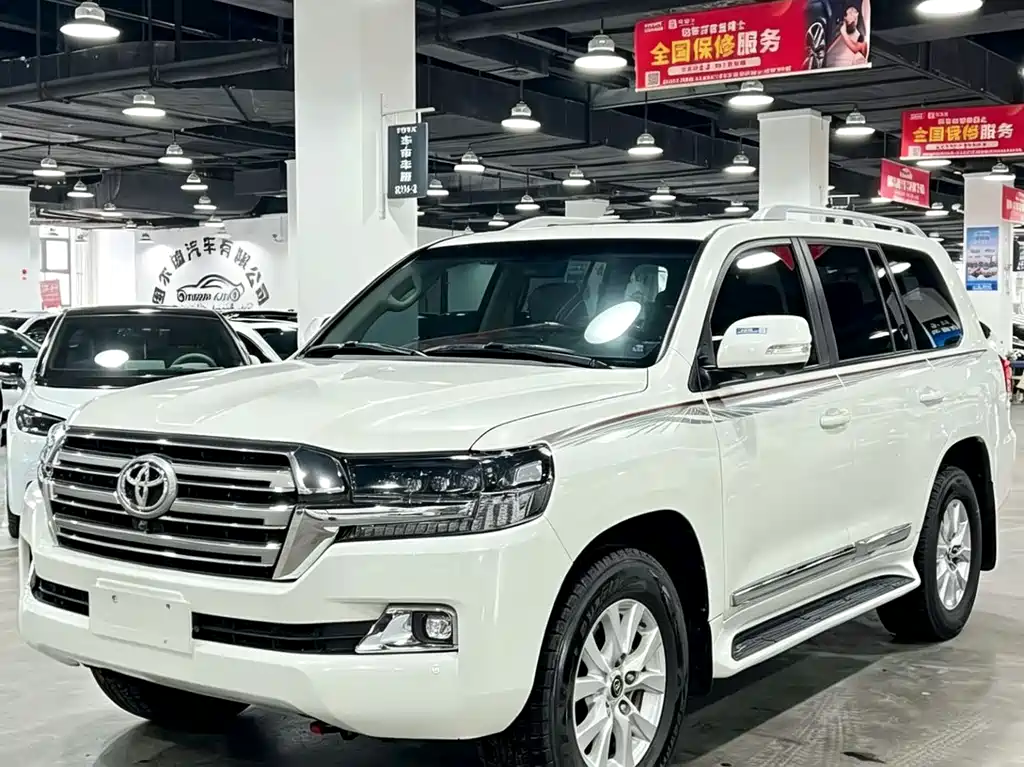 Toyota Land Cruiser 2019 — фото 2