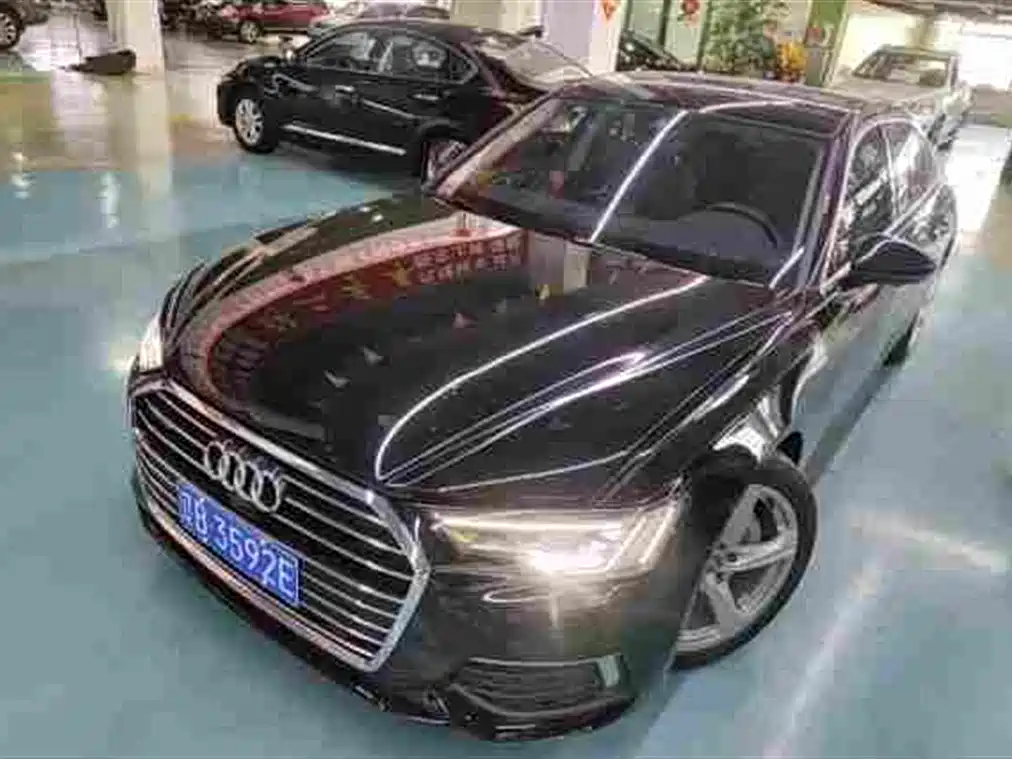 Audi A6L 2021 — фото 1