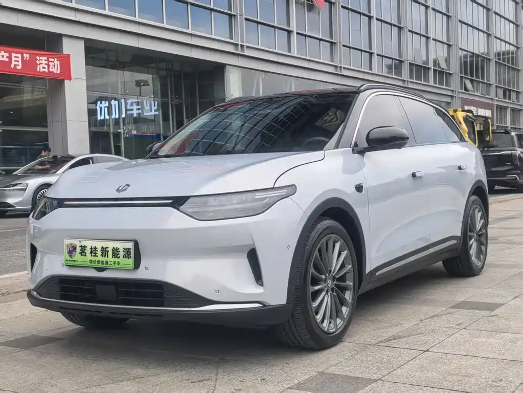Leapmotor C11 2025