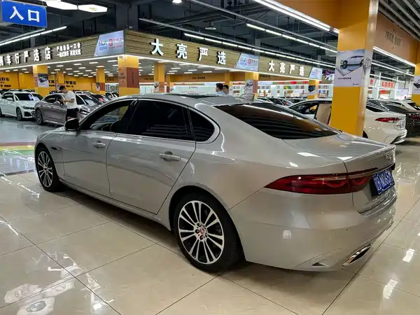 Jaguar XFL 2024