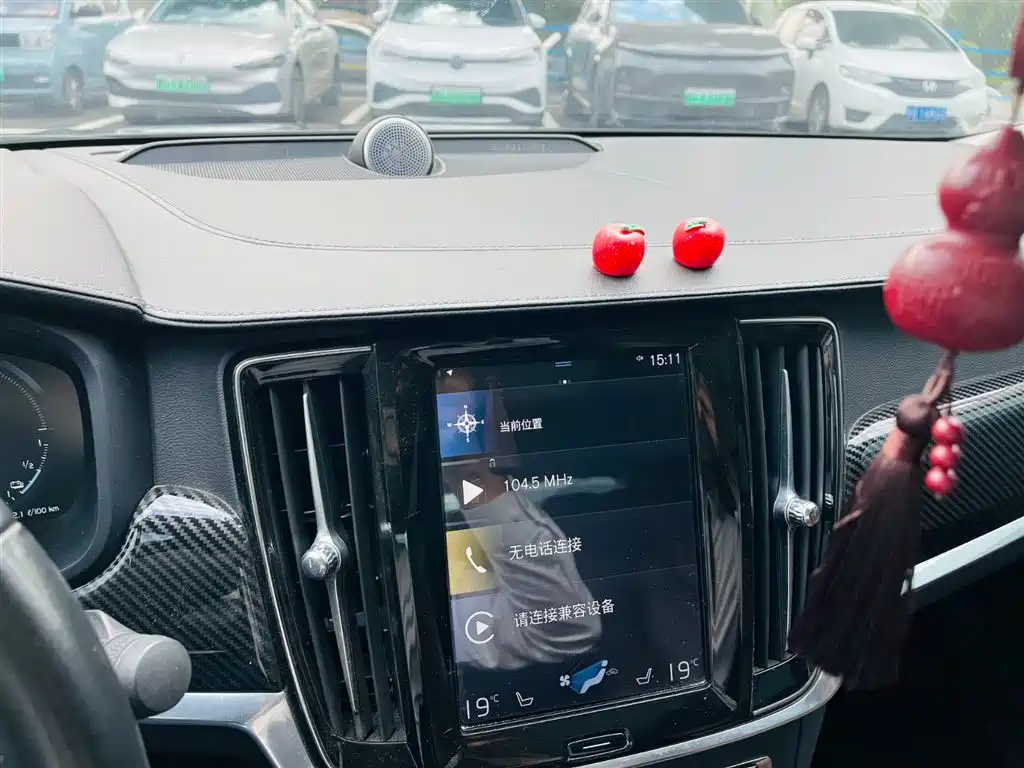 Volvo S90 PHEV 2019 — фото 14