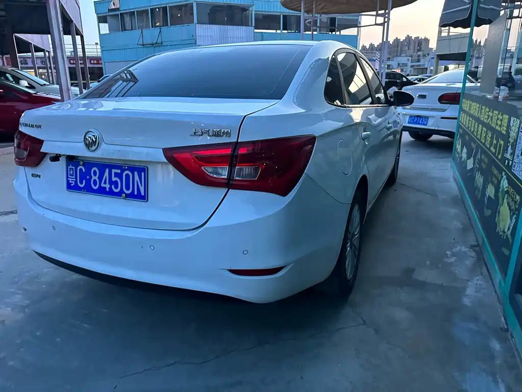 Buick Excelle 2016