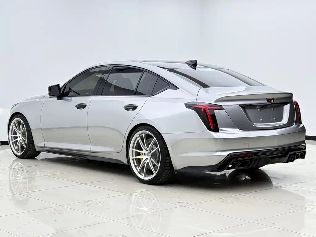 Cadillac CT5 2021 — фото 19