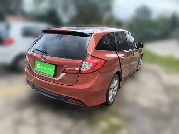 Honda Jade 2015