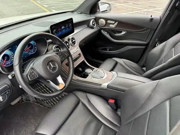 Mercedes-Benz GLC 2019