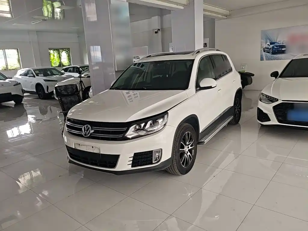 Volkswagen Tiguan 2015