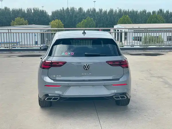 Volkswagen Golf 2023