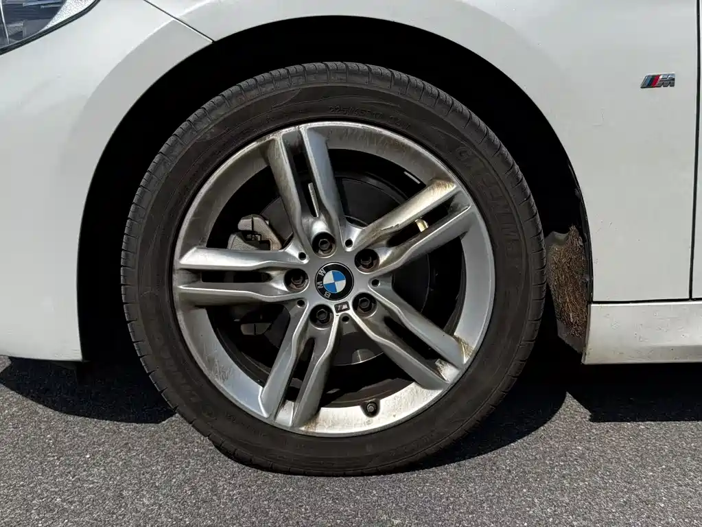 BMW 1 Series 2021 — фото 15