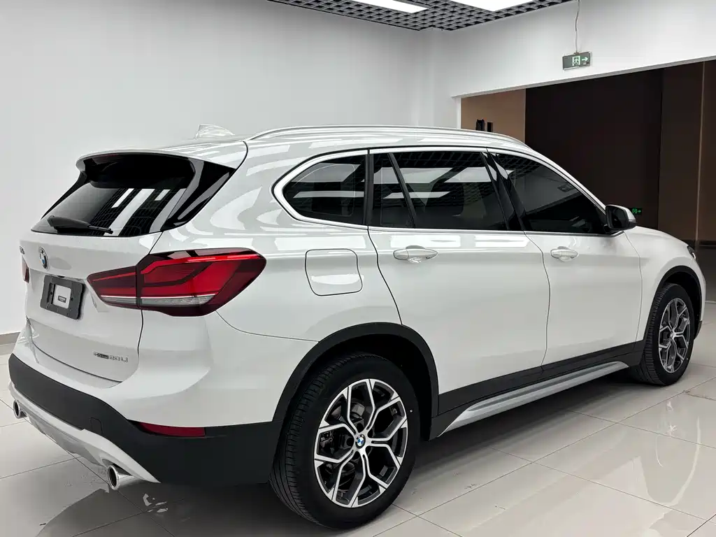 BMW X1 2022 — фото 6