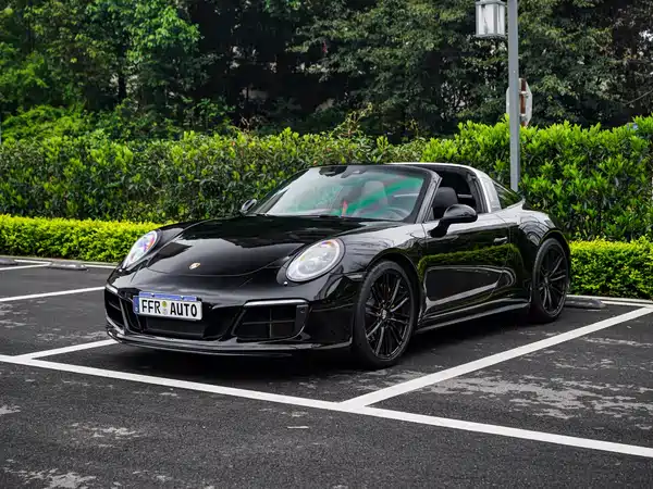 Porsche 911 2019