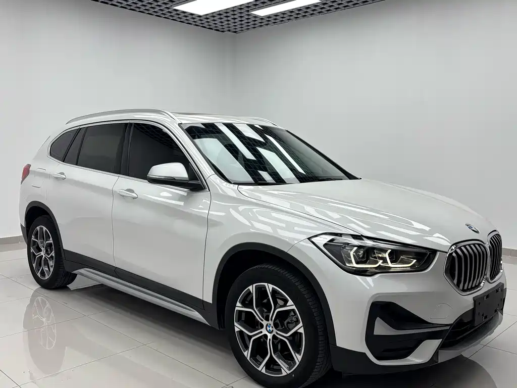 BMW X1 2022 — фото 5