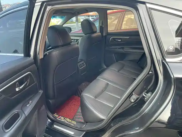 Nissan Teana 2013