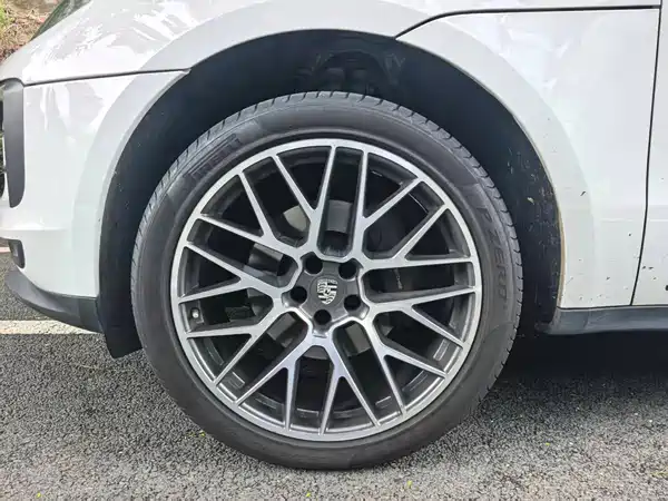 Porsche Macan 2022