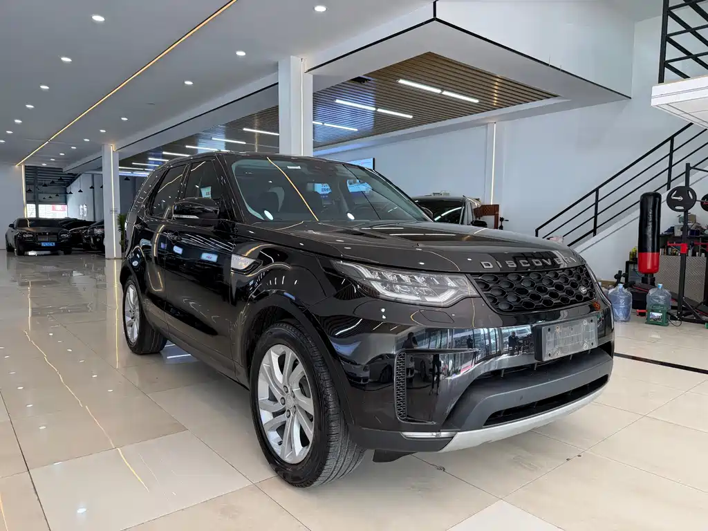 Land Rover Discovery 2017 — фото 2