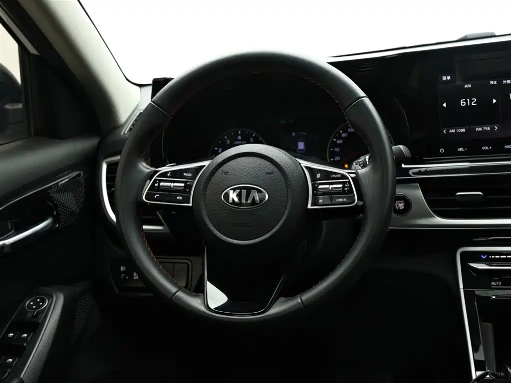Kia KX3 2020 — фото 22