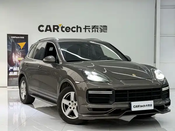 Porsche Cayenne 2011