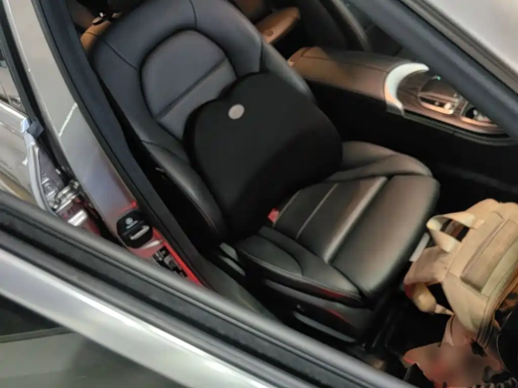 Mercedes-Benz C-Class 2020 — фото 25