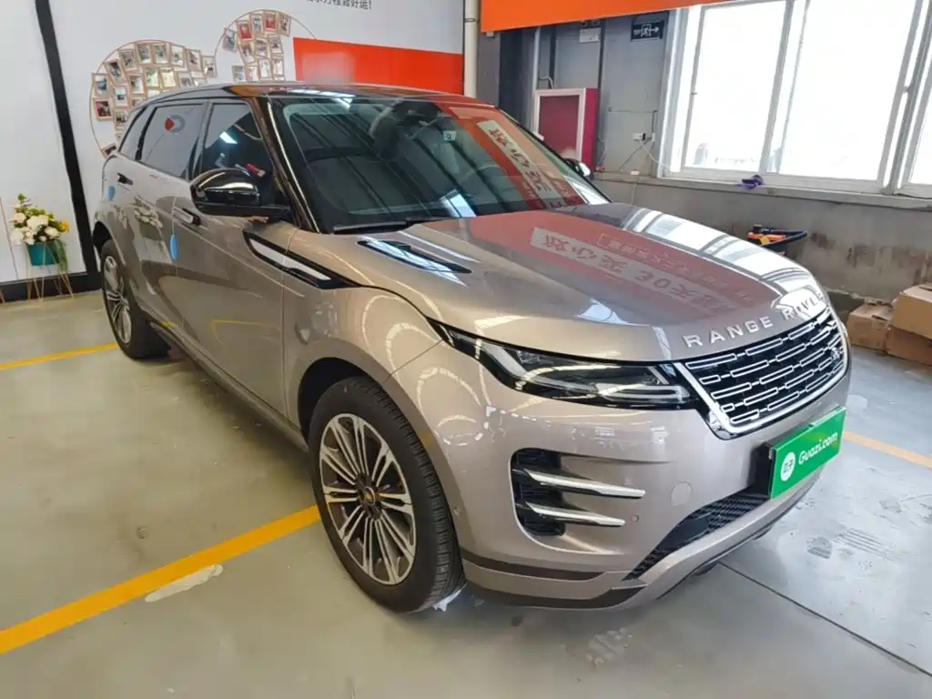 Land Rover Evoque 2025 — фото 23