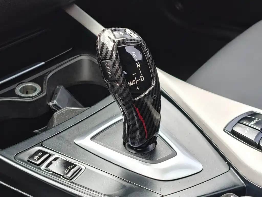 BMW 1 Series 2014 — фото 13