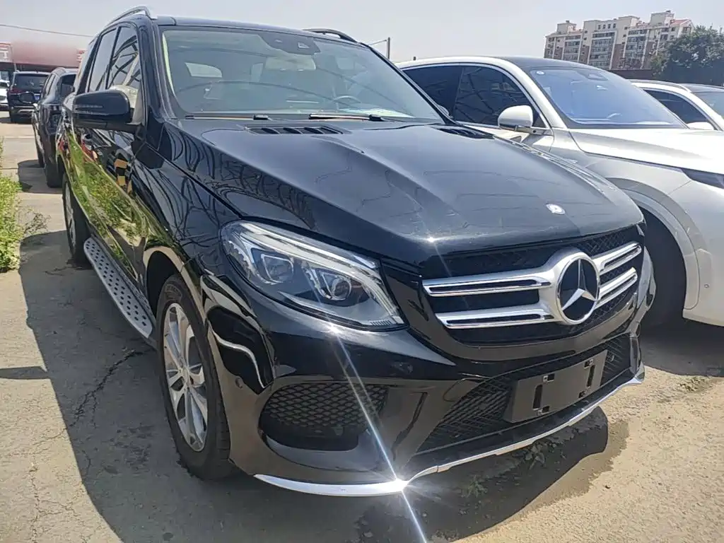 Mercedes-Benz GLE 2015 — фото 4