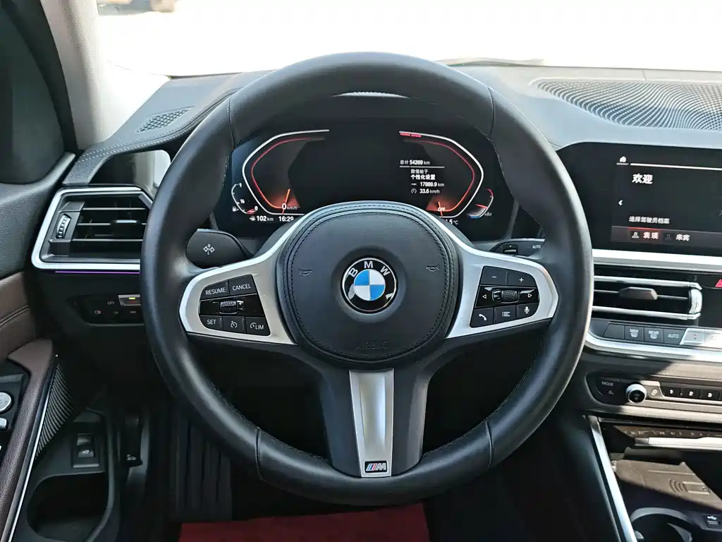 BMW 3 Series 2022 — фото 13