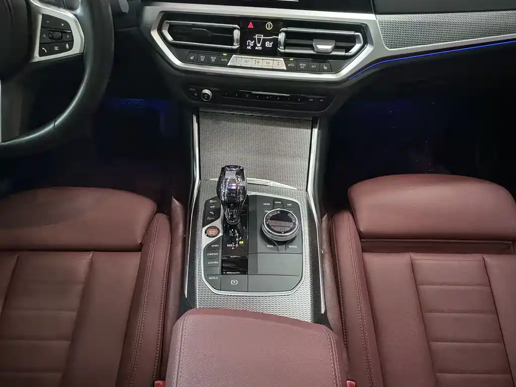 BMW 3 Series 2021 — фото 14