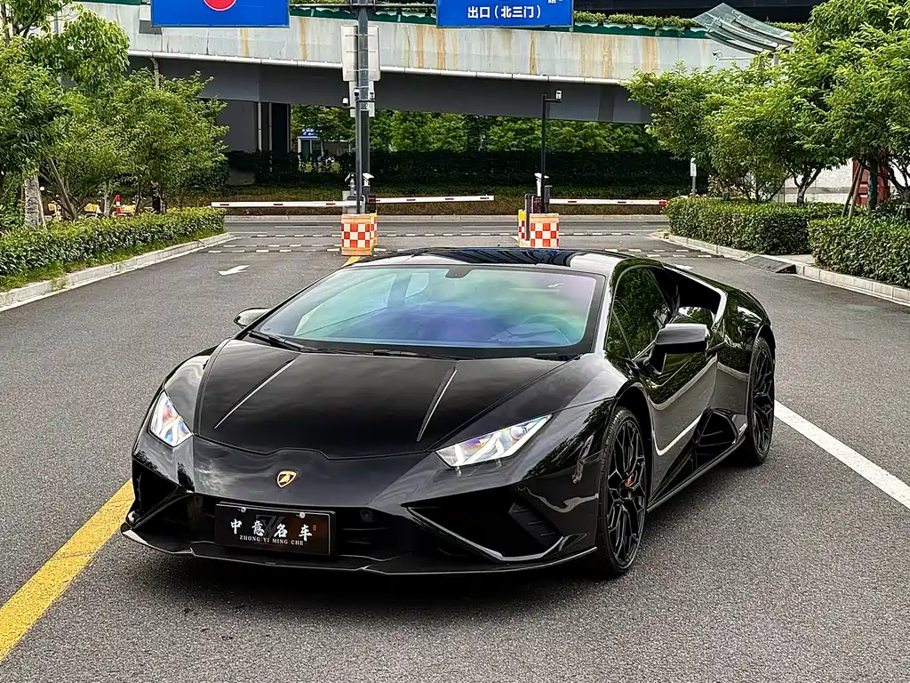 Lamborghini Huracán 2023