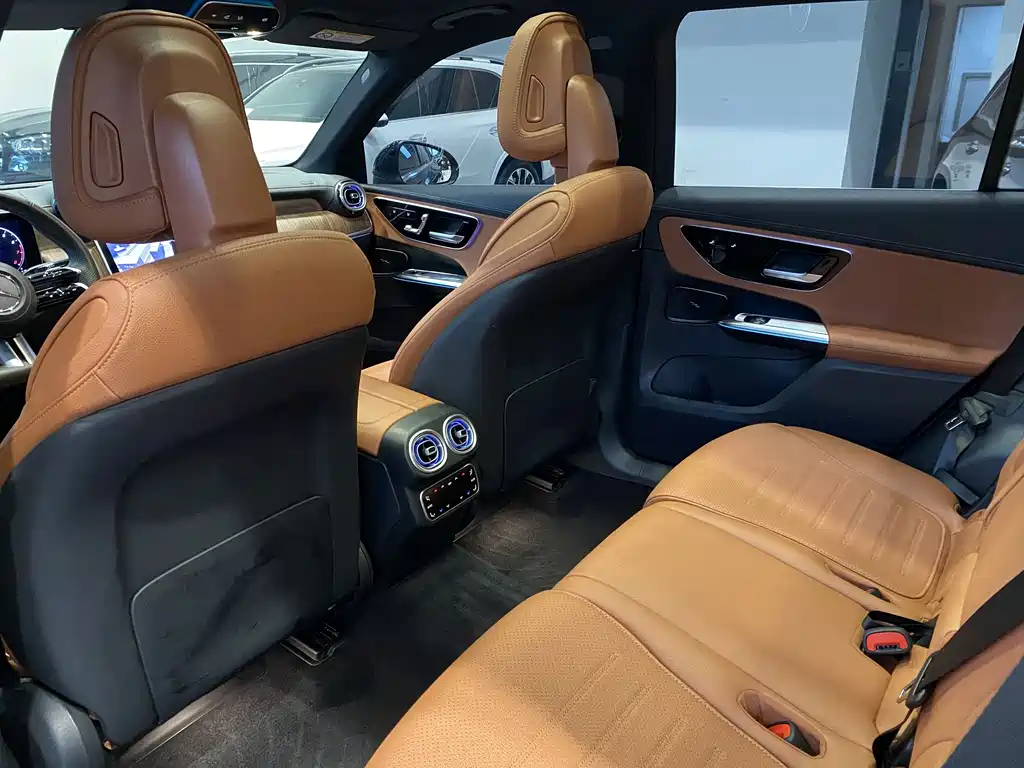 Mercedes-Benz GLC 2023 — фото 10