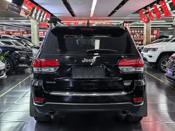 Jeep Grand Cherokee 2021