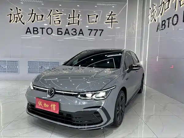 Volkswagen Golf 2023