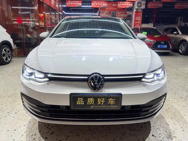 Volkswagen Golf 2022