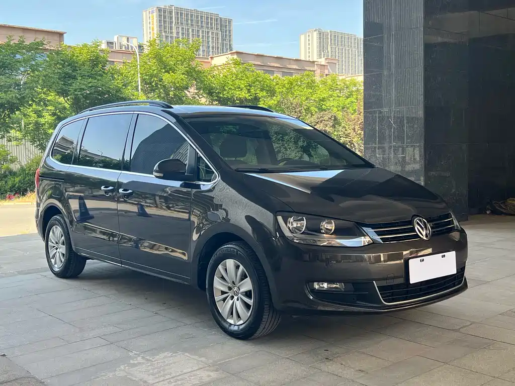 Volkswagen Sharan 2016 — фото 24