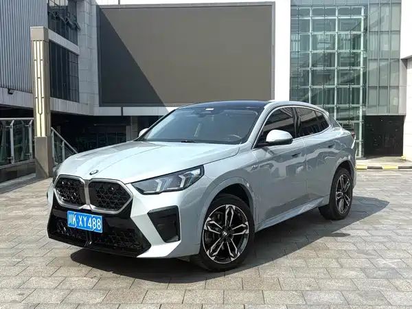 BMW X2 2024
