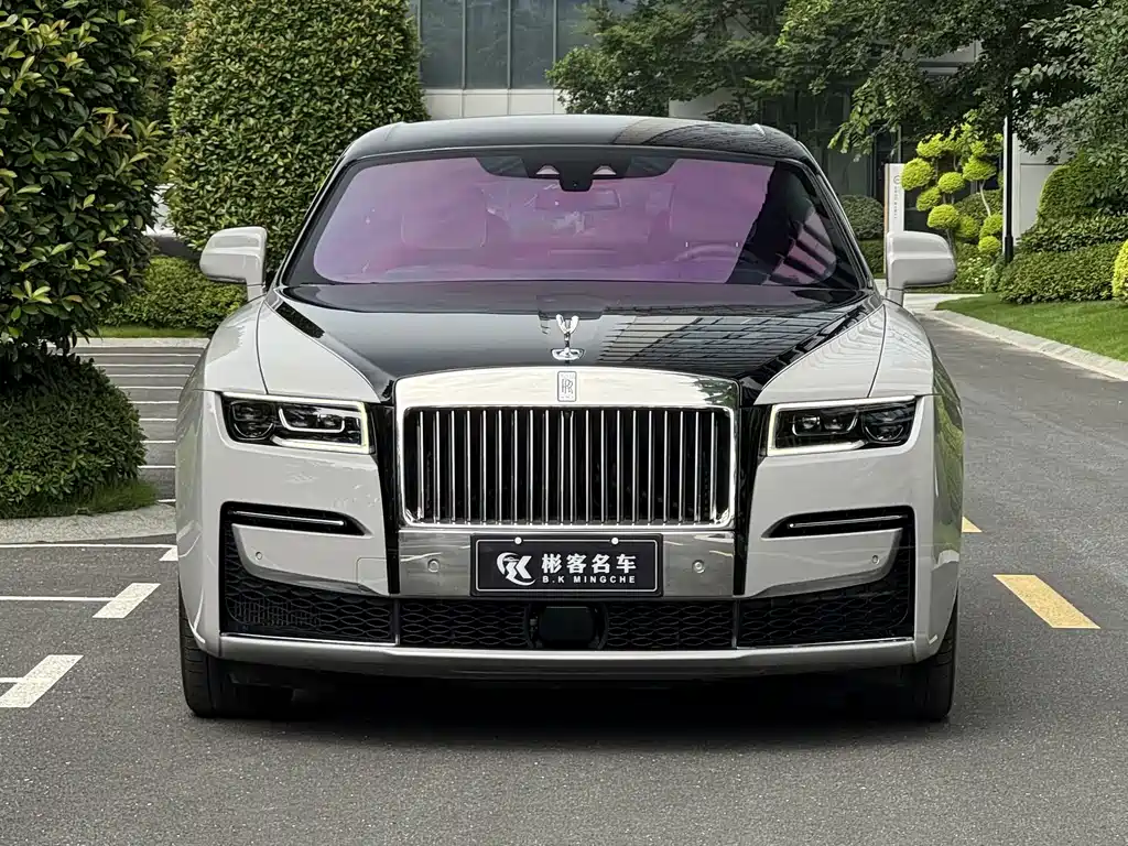 Rolls-Royce Ghost 2023 — фото 2