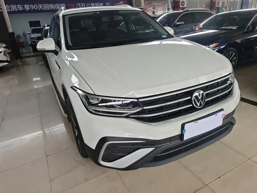 Volkswagen Tiguan L 2022 — фото 2