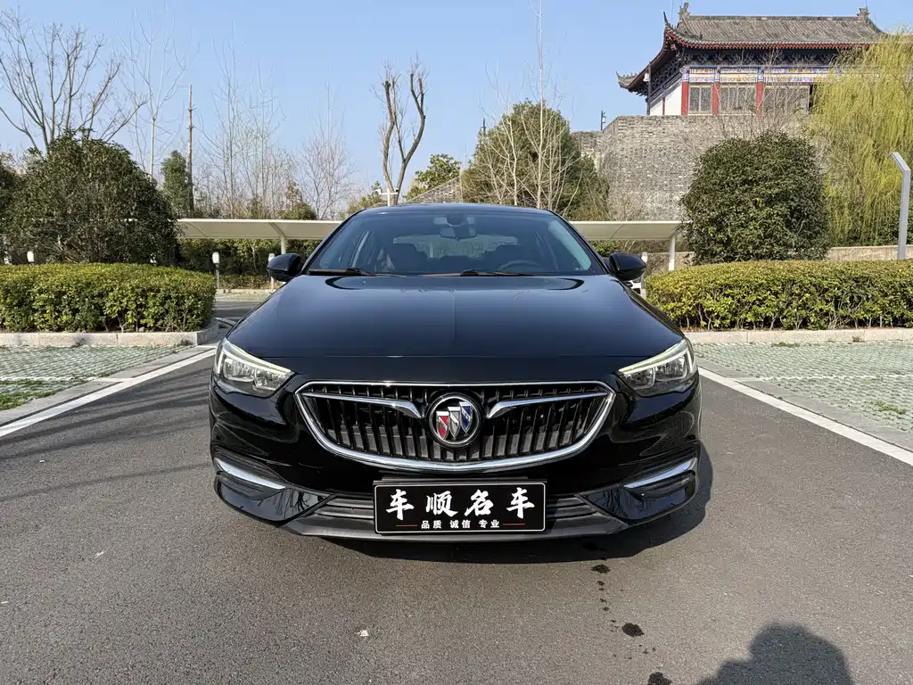 Buick Regal 2020 — фото 2