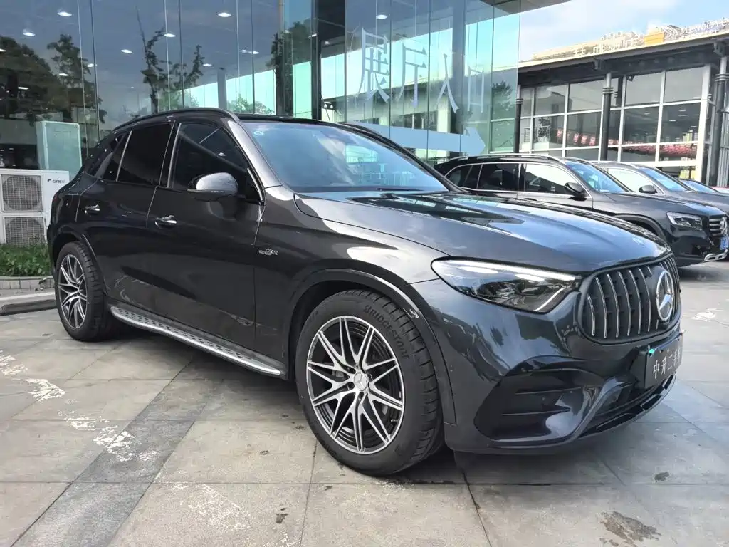 Mercedes-Benz GLC AMG 2025 — фото 3