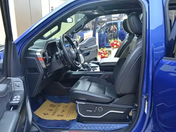 Ford F-150 Raptor 2023